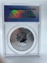 Load image into Gallery viewer, 2019 Canadian maple leaf